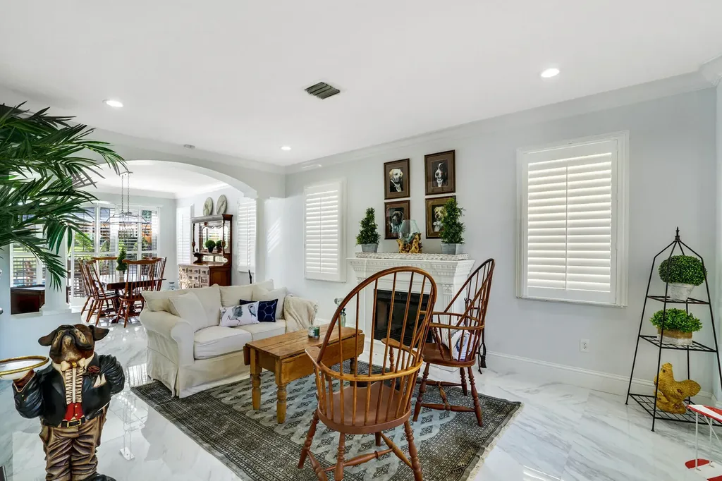 2176 Bellcrest Circle Royal Palm Beach FL 33411