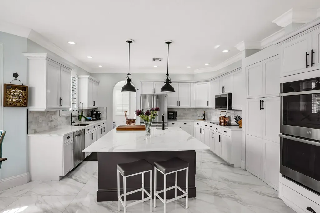 2176 Bellcrest Circle Royal Palm Beach FL 33411
