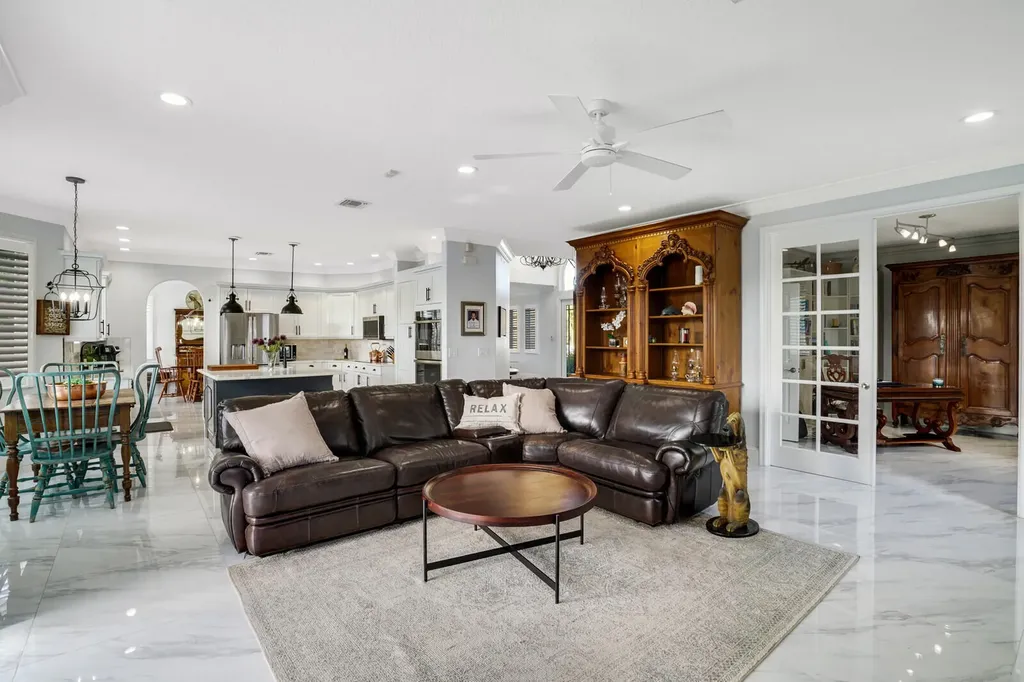 2176 Bellcrest Circle Royal Palm Beach FL 33411