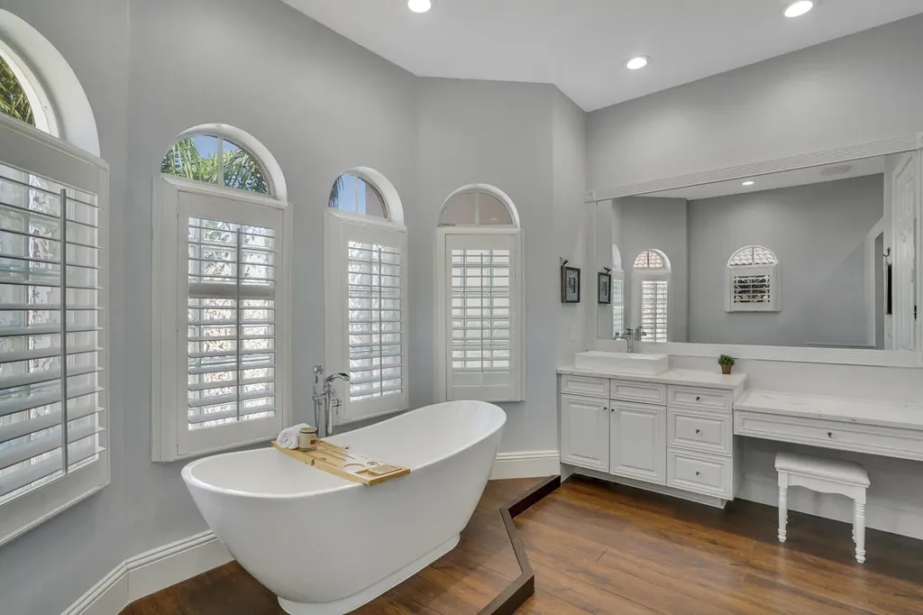 2176 Bellcrest Circle Royal Palm Beach FL 33411