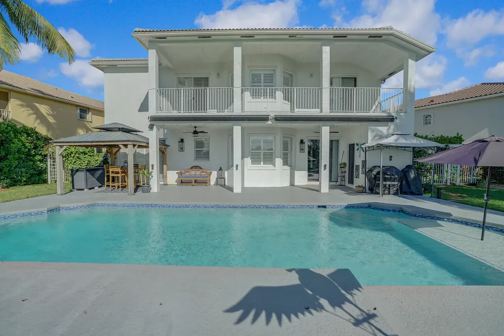 2176 Bellcrest Circle Royal Palm Beach FL 33411