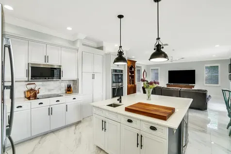 2176 Bellcrest Circle Royal Palm Beach FL 33411