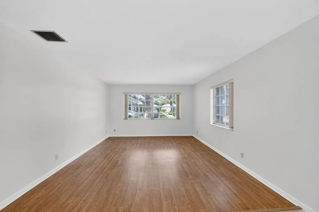 10136 S 42nd Avenue S Boynton Beach FL 33436
