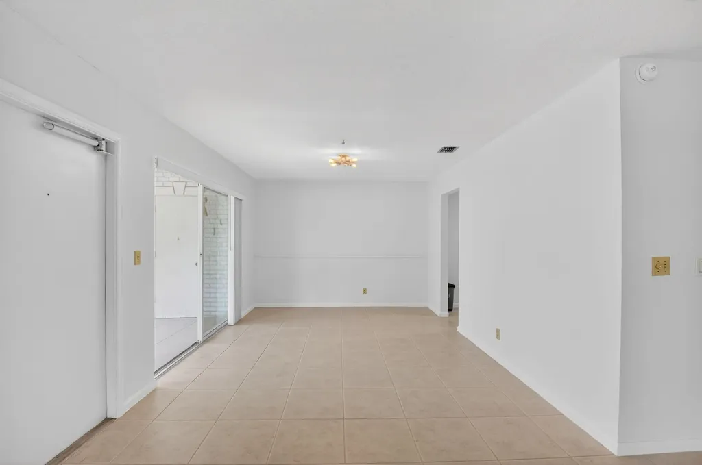 10136 S 42nd Avenue S Boynton Beach FL 33436