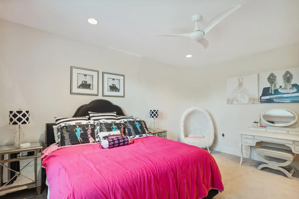 2461 SE 10th Street Pompano Beach FL 33062
