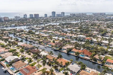 2461 SE 10th Street Pompano Beach FL 33062