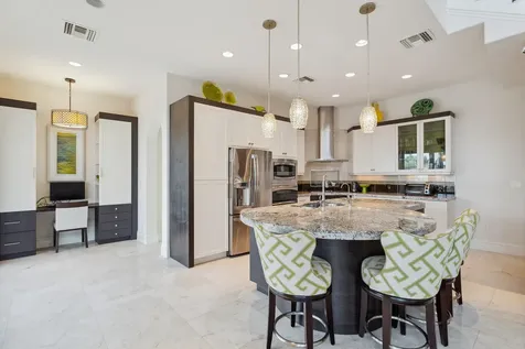 2461 SE 10th Street Pompano Beach FL 33062