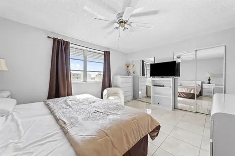 170 SE 5th Avenue Dania Beach FL 33004