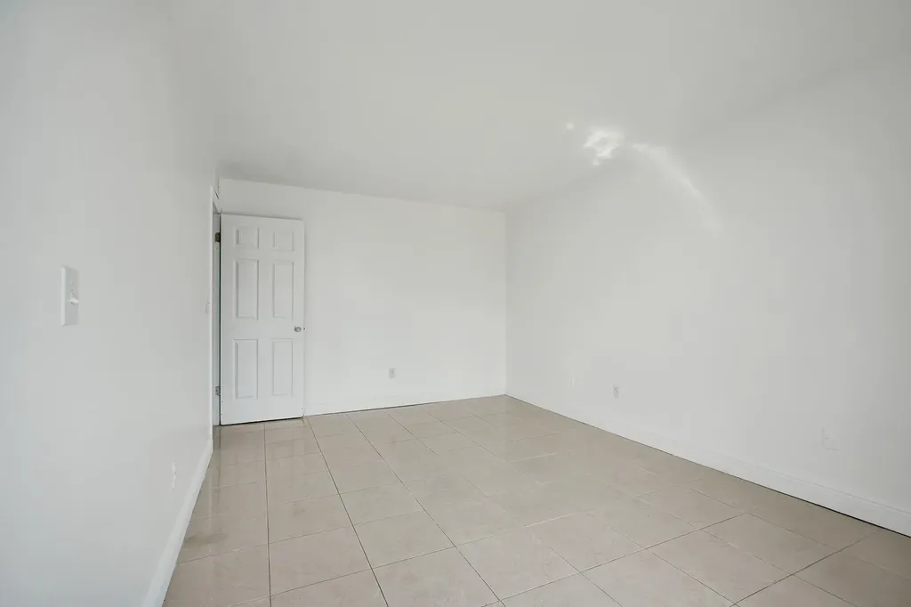 1801 S Treasure Drive North Bay Village FL 33141