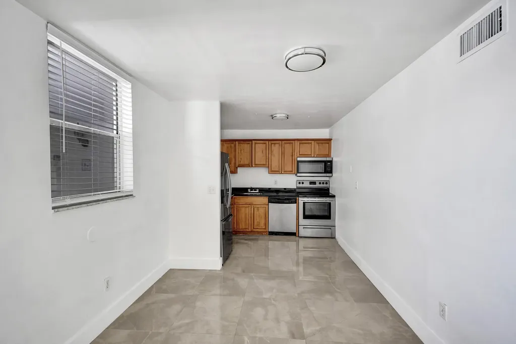 1801 S Treasure Drive North Bay Village FL 33141