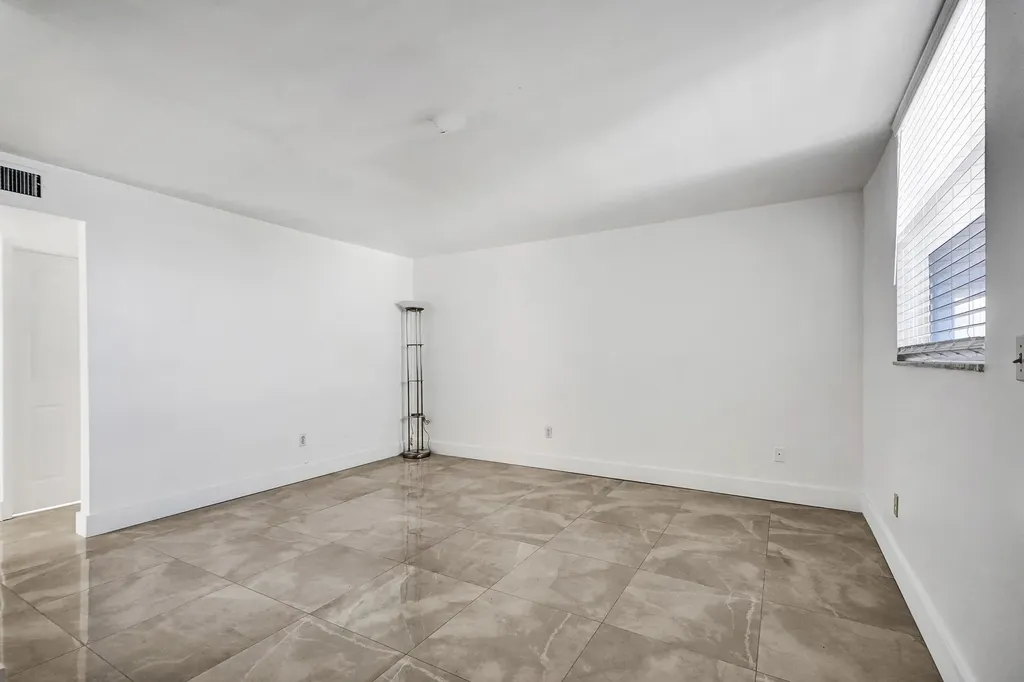 1801 S Treasure Drive North Bay Village FL 33141
