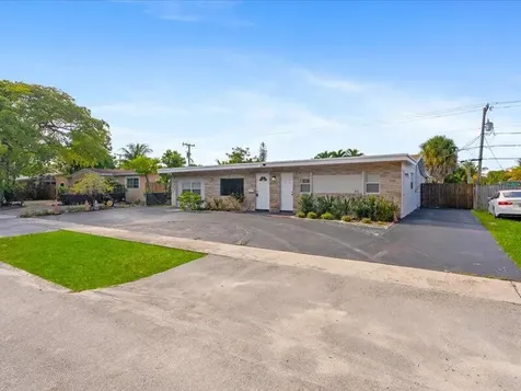 311 W Sample Road Deerfield Beach FL 33064