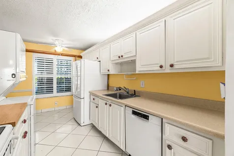 1020 Silk Oak Terrace Delray Beach FL 33445