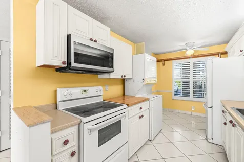 1020 Silk Oak Terrace Delray Beach FL 33445