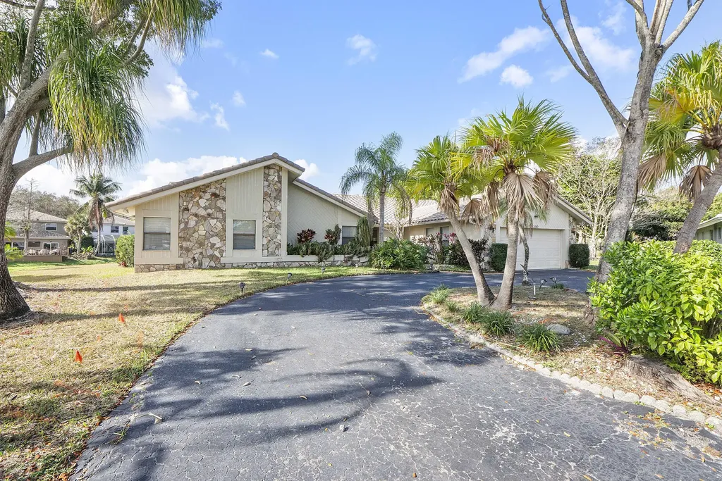 1300 NW 97th Terrace Coral Springs FL 33071