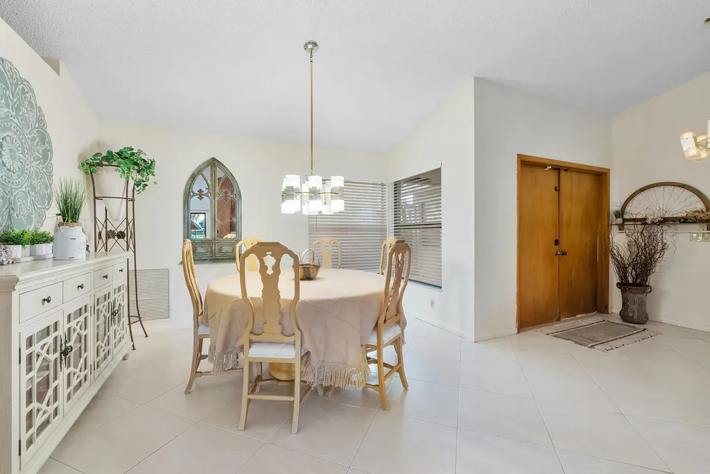 1300 NW 97th Terrace Coral Springs FL 33071