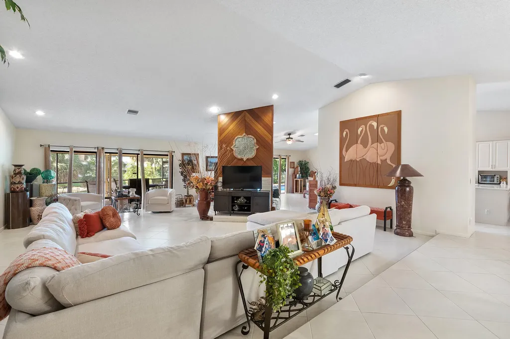 1300 NW 97th Terrace Coral Springs FL 33071