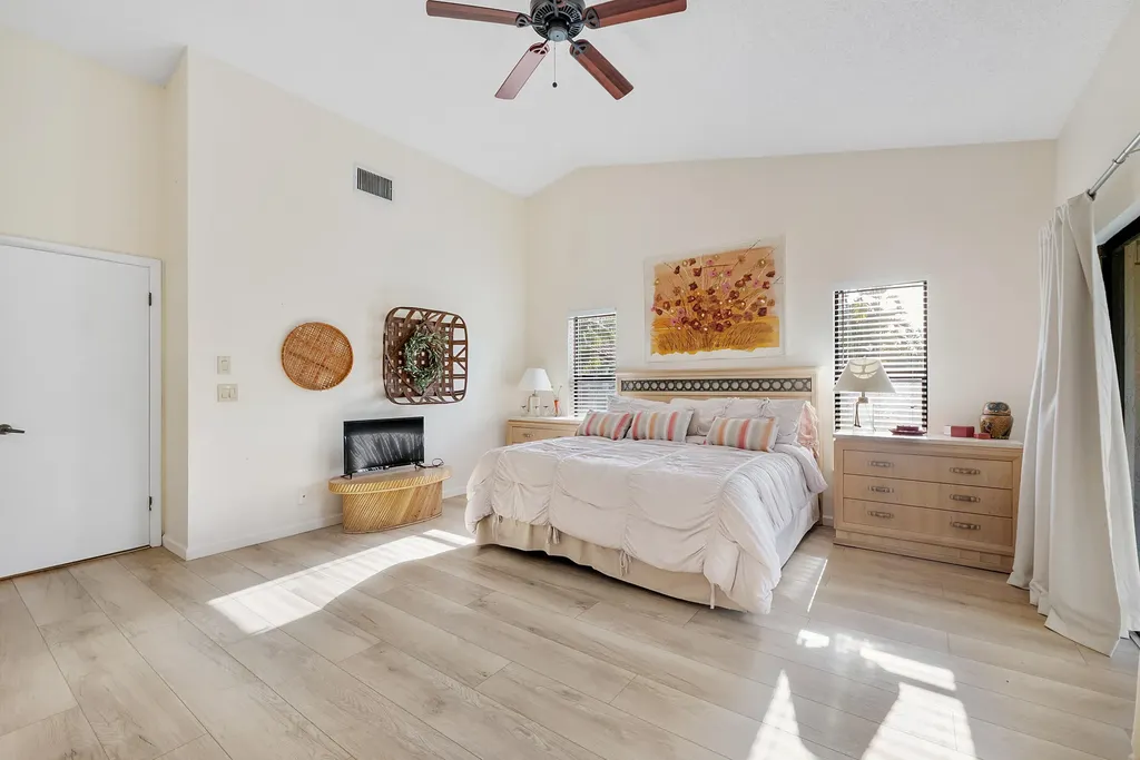 1300 NW 97th Terrace Coral Springs FL 33071