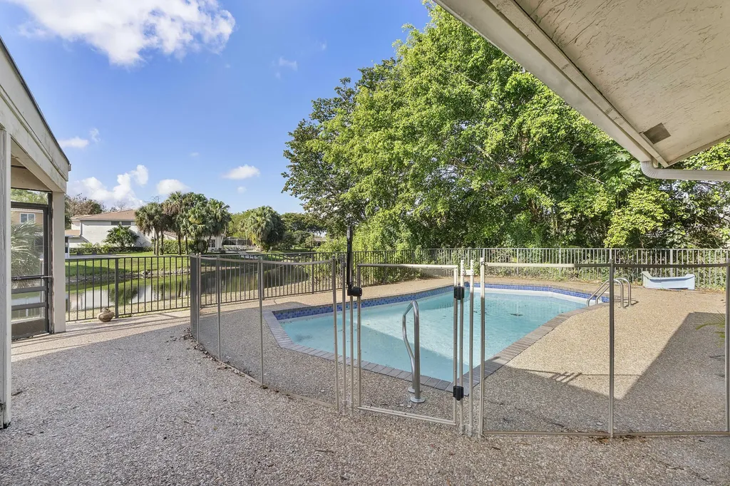 1300 NW 97th Terrace Coral Springs FL 33071
