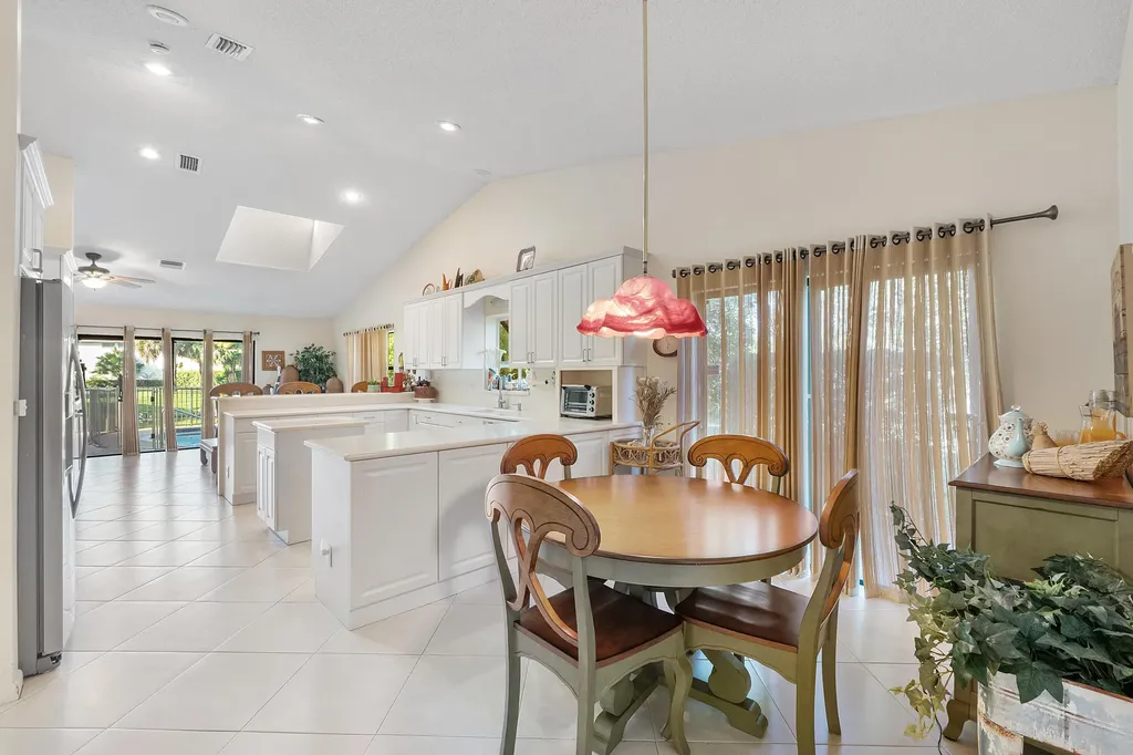 1300 NW 97th Terrace Coral Springs FL 33071