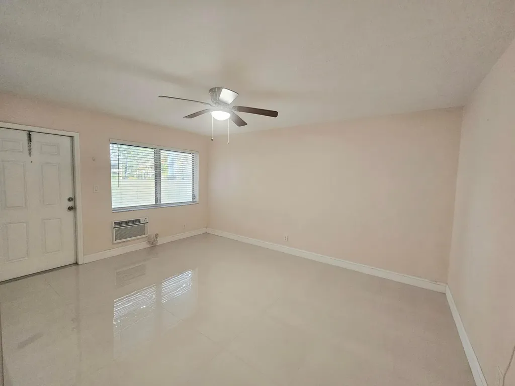 3700 Harrison Street Hollywood FL 33021