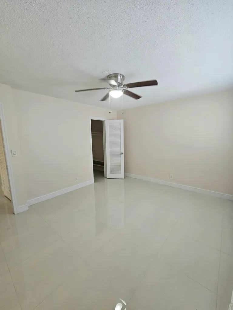 3700 Harrison Street Hollywood FL 33021