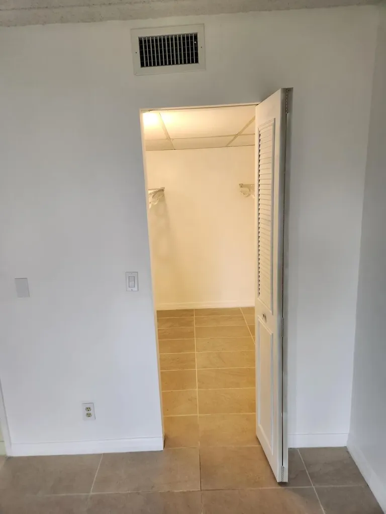 600 Village Green Court Palm Springs FL 33461