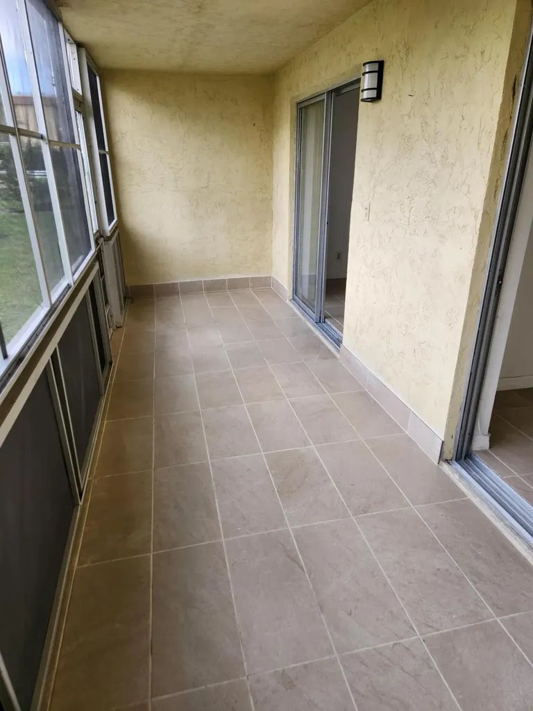 600 Village Green Court Palm Springs FL 33461