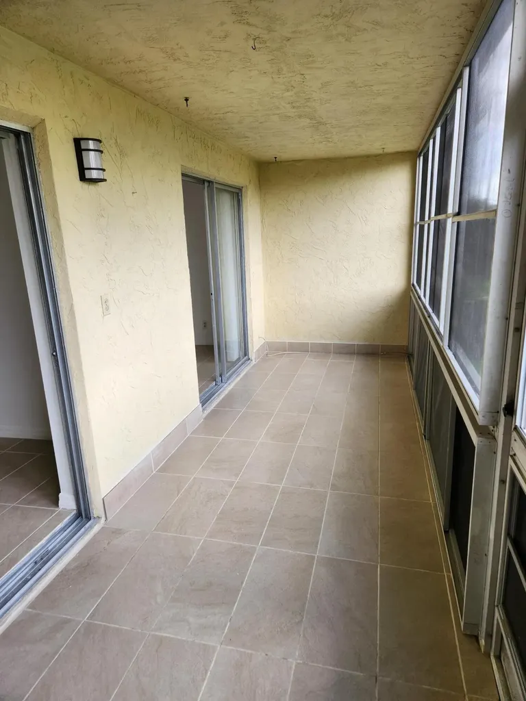 600 Village Green Court Palm Springs FL 33461