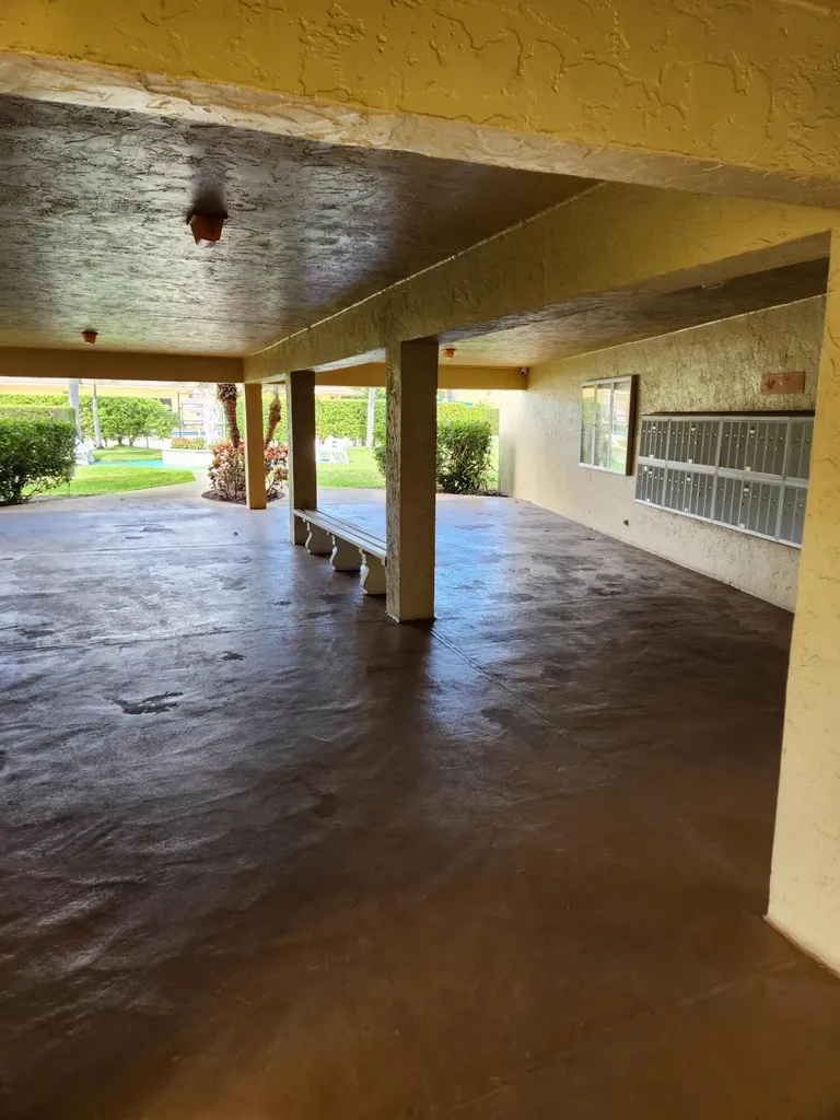 600 Village Green Court Palm Springs FL 33461