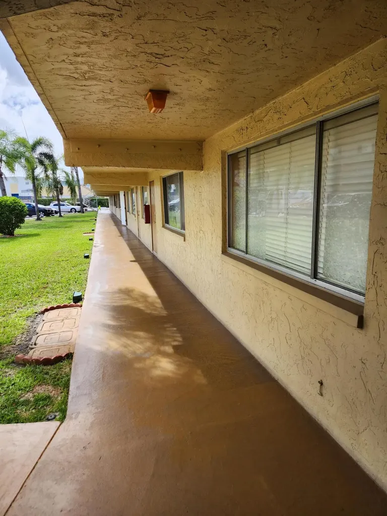 600 Village Green Court Palm Springs FL 33461