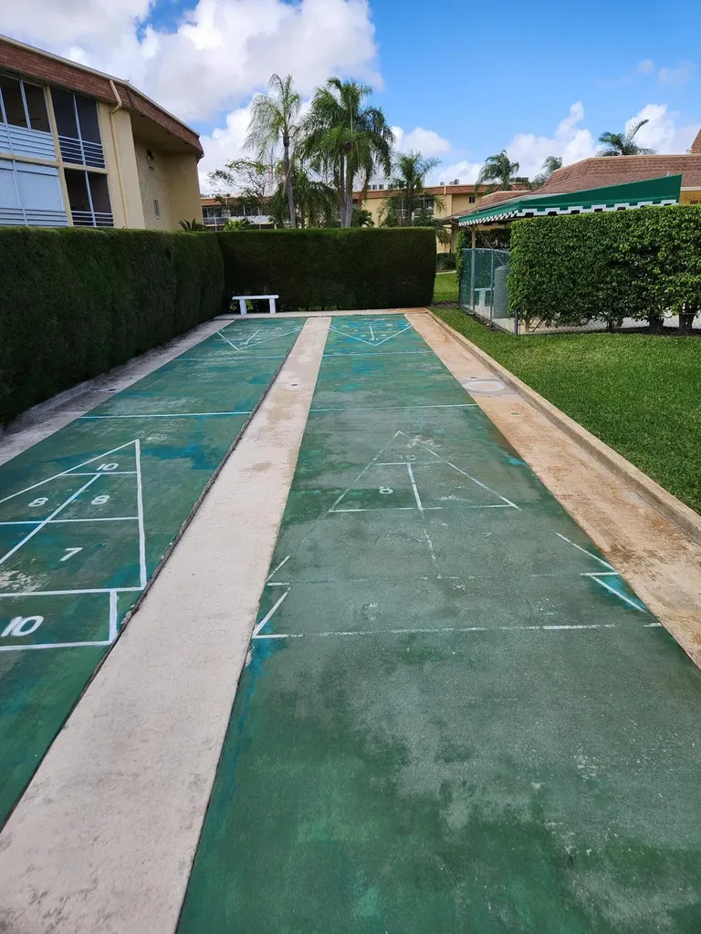 600 Village Green Court Palm Springs FL 33461