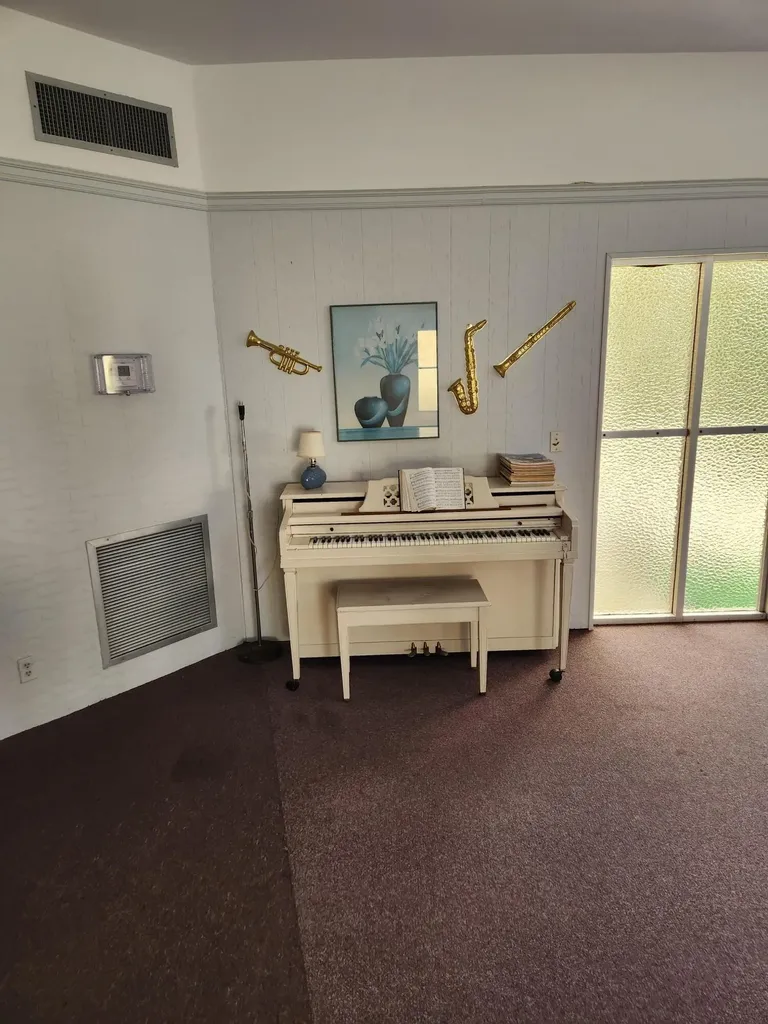 600 Village Green Court Palm Springs FL 33461