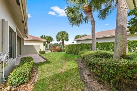 6823 Fabiano Circle Boynton Beach FL 33437