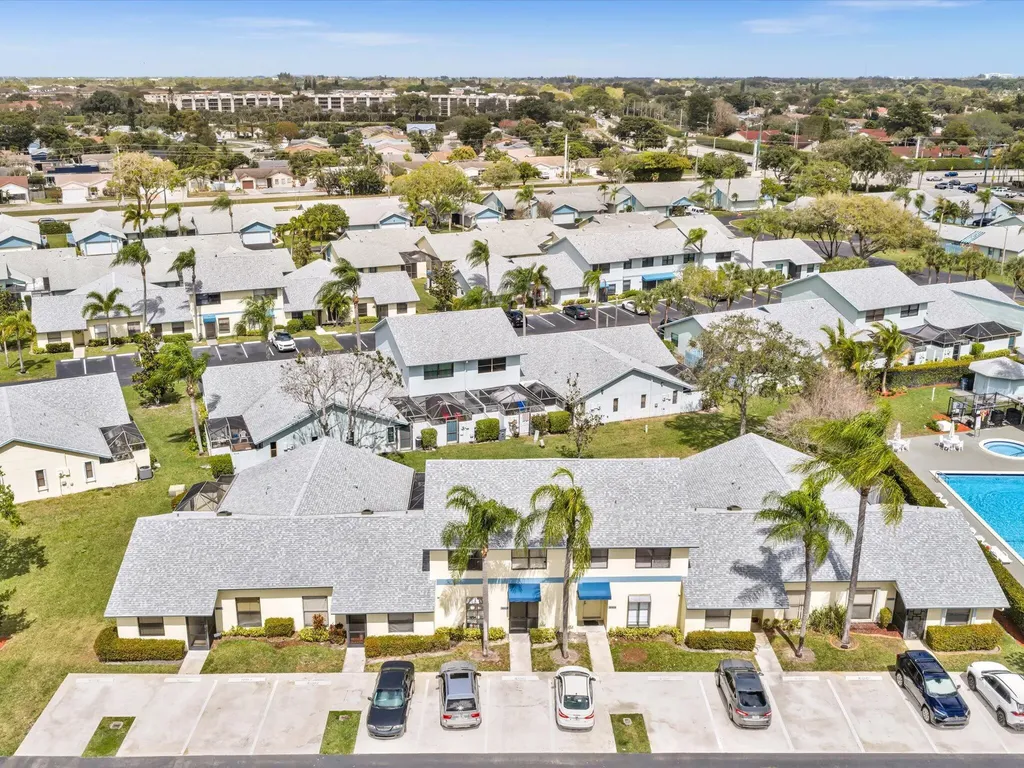 9095 SW 21st Court Boca Raton FL 33428