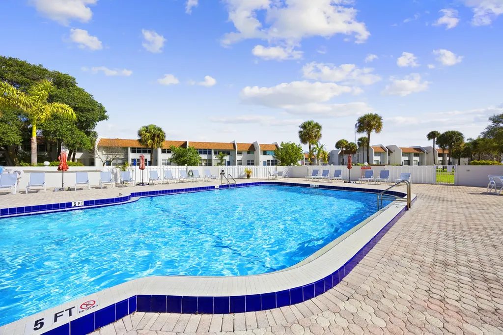 2955 SW 22nd Avenue Delray Beach FL 33445