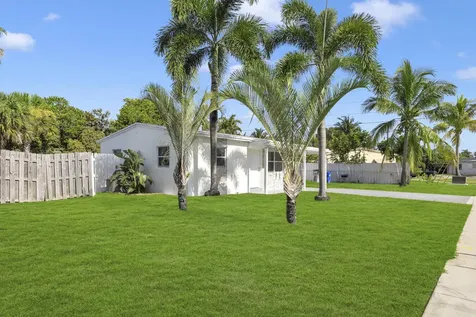 2533 NE 12th Terrace Pompano Beach FL 33064