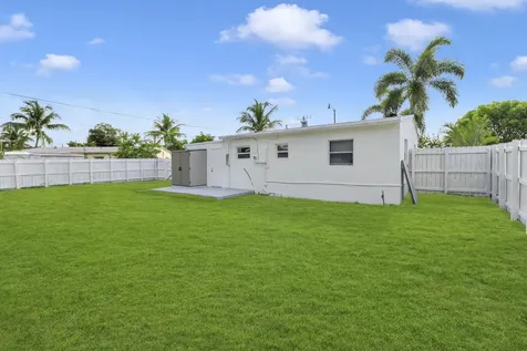 2533 NE 12th Terrace Pompano Beach FL 33064