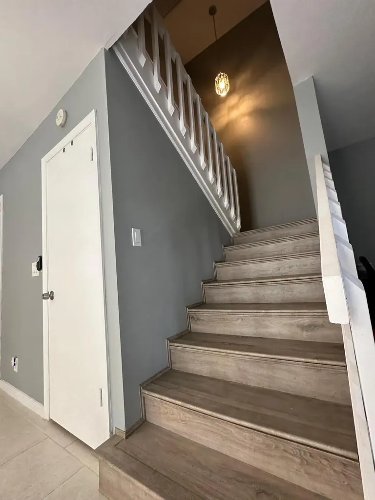 304 Miramar Lane Palm Beach Gardens FL 33410
