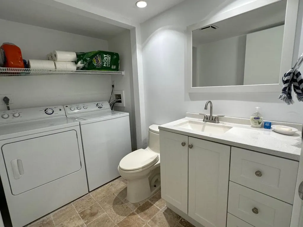 304 Miramar Lane Palm Beach Gardens FL 33410