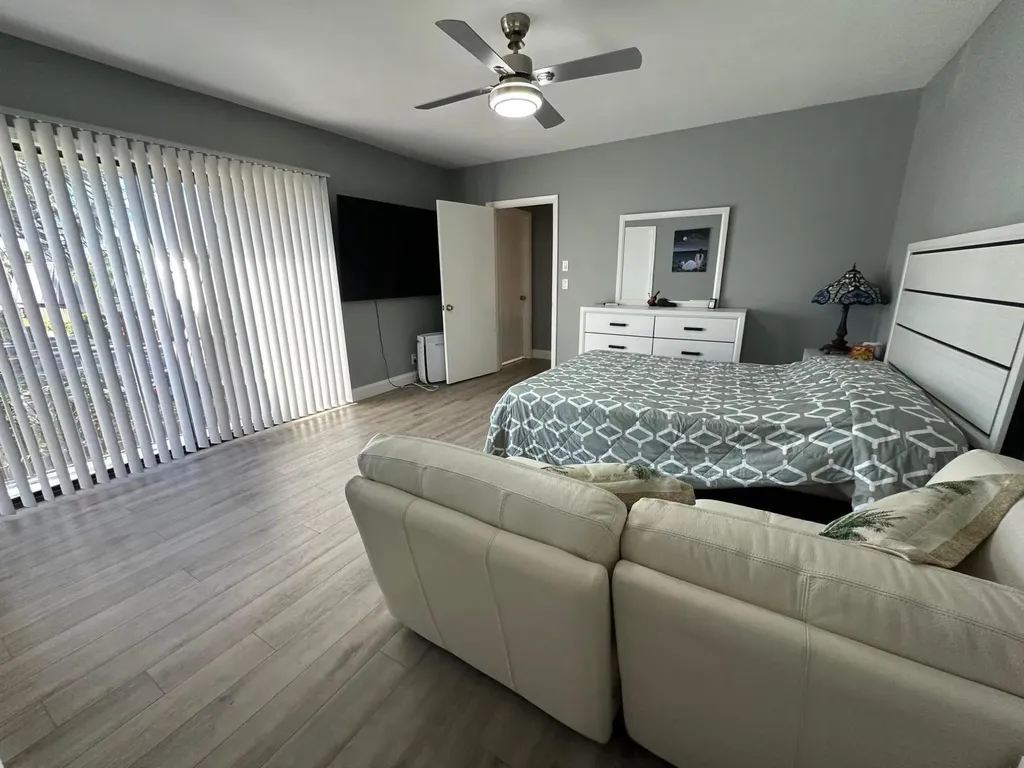 304 Miramar Lane Palm Beach Gardens FL 33410