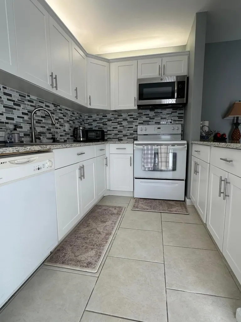 304 Miramar Lane Palm Beach Gardens FL 33410