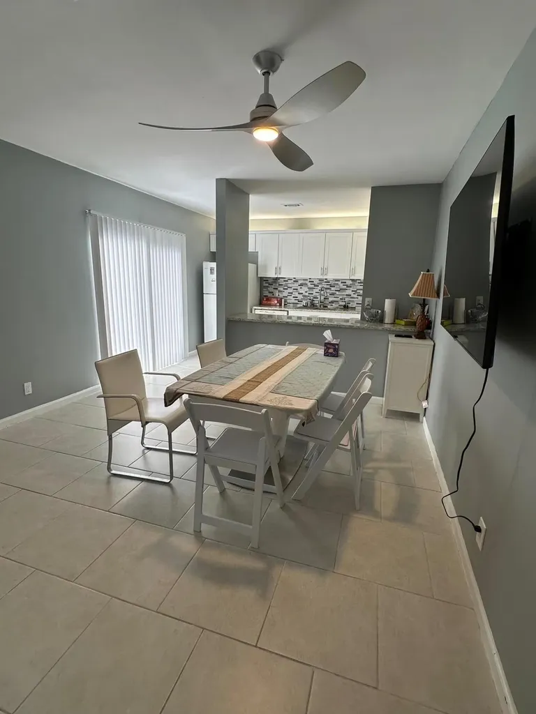 304 Miramar Lane Palm Beach Gardens FL 33410