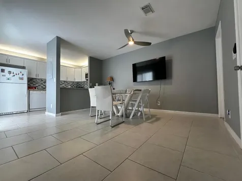 304 Miramar Lane Palm Beach Gardens FL 33410