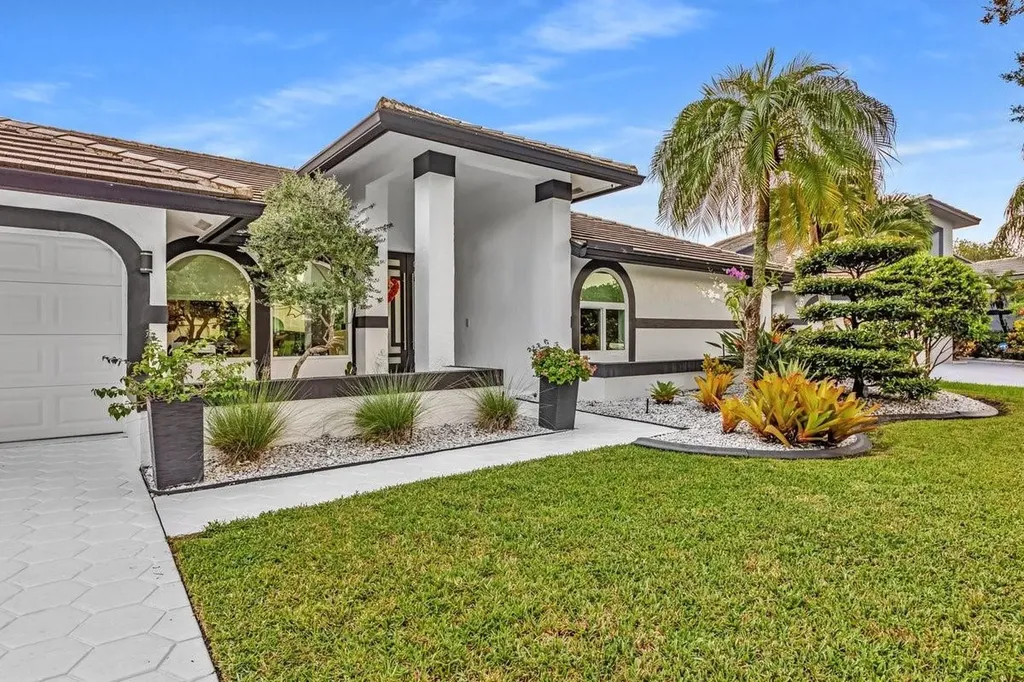 12041 NW 2nd Drive Coral Springs FL 33071