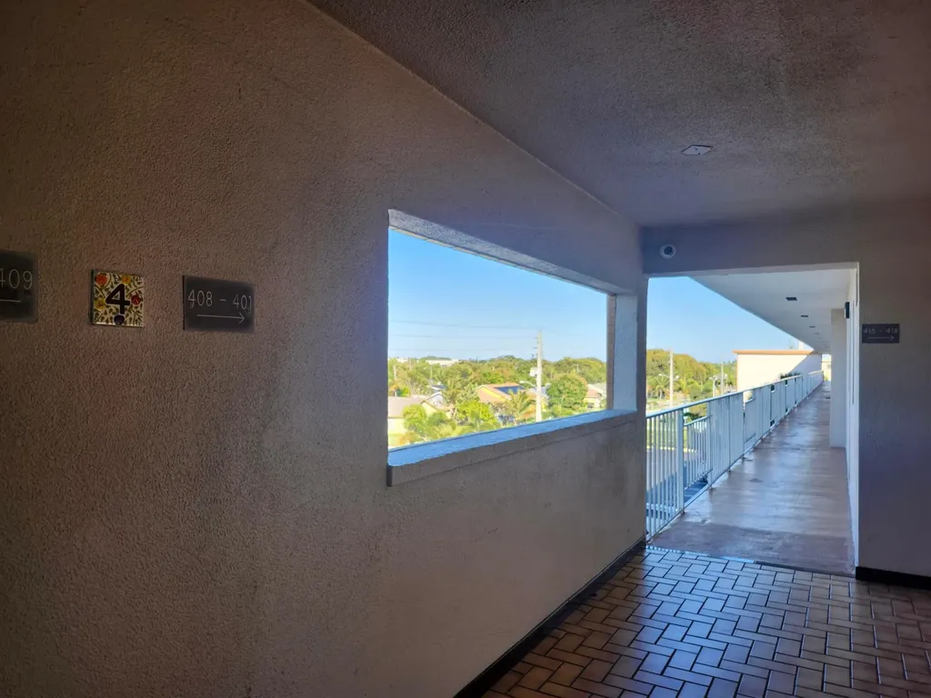 230 NE 26th Avenue Boynton Beach FL 33435