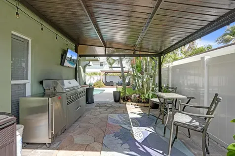 3001 NE 45th Street Lighthouse Point FL 33064