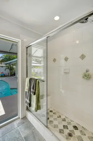 3001 NE 45th Street Lighthouse Point FL 33064
