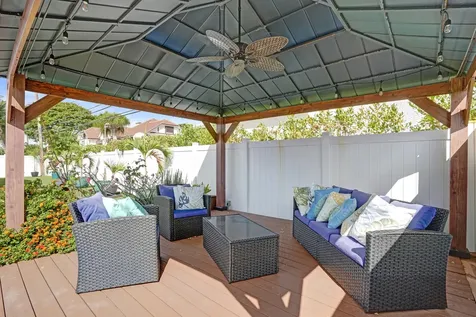 3001 NE 45th Street Lighthouse Point FL 33064