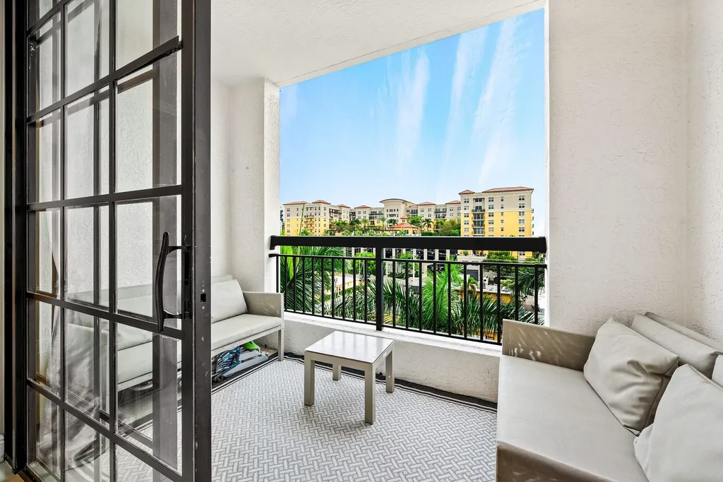 233 S Federal Highway Boca Raton FL 33432